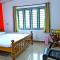 GiriDarshini Homestay - Pool, Falls, 3BH, Home Food & Estate - Chikmagalur