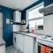 Cheerfull 3-Bedroom Home with parking & garden