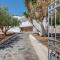 Captain View - Ano Syros