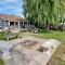 Main Beach River Retreat - Wasaga Beach 1 - Main Strip - 95 Mosley St