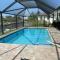 Just beachy Pool Gulf access - كيب كورال