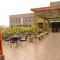 King Parkview Hotel