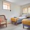 Spectacular 6-bed house in beautiful manor park