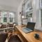 MidCentury Mod Suite, Hudson River/Mt Beacon Views