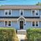 MidCentury Mod Suite, Hudson River/Mt Beacon Views