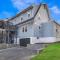 MidCentury Mod Suite, Hudson River/Mt Beacon Views