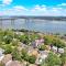 MidCentury Mod Suite, Hudson River/Mt Beacon Views