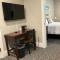 Country Squire Inn and Suites