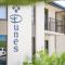 Beachfront Styled 2 BR Apt w Pool at Buddina