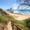 Beachfront Styled 2 BR Apt w Pool at Buddina