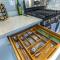 2 King Beds - Free Parking - BBQ - Arcade - Patio