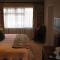 Sneezewood Farm Bed&Breakfast and Self-Catering Cottage - Dundee