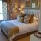 Sneezewood Farm Bed&Breakfast and Self-Catering Cottage - Dundee