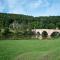 Stunning Yew Tree Cottage