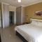 Saints View Resort Unit 4 - Uvongo Beach