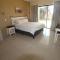 Saints View Resort Unit 4 - Uvongo Beach