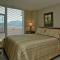 Foto: Sunset Waterfront Resort by kelownacondorentals 22/152