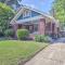 Vintage Vibes in Walkable Midtown - Spacious Bungalow with 6 beds in Central Location - Memphis