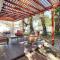 STEPS FROM THE BEACH, BEST LOCATION, 2 BDRM 2 BTH