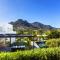 CUBE Guest House - Hout Bay