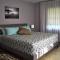 Clematis House near Arlington Park with Heated Pool