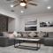 Clematis House near Arlington Park with Heated Pool