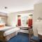Microtel Inn By Wyndham Louisville East