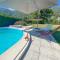 Paradiso-Boschetto Strand Bungalow mit Pool