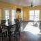 Serene 3BR Apartment 4TVs Free Wi-Fi & Parking -E-