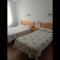 Room in Lodge - Double and single room - Pension Oria 3 - Luarca