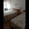 Room in Lodge - Double and single room - Pension Oria 3 - Luarca