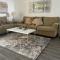 Luxury Villa - 75 inch smart TV, Upgrades throughout! 20 minutes to Disney