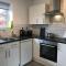 Modern 3-bed house with parking Bamber Bridge, Preston - Bamber Bridge