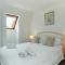 Pass the Keys Luxury 5 bedroom Riverside home in town centre