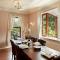 Pass the Keys Luxury 5 bedroom Riverside home in town centre