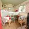 Sweet Briar Shepherds Hut