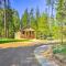 Rustic-Chic Woodland Hideaway with Hot Tub! - Sandpoint