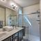 Pet-Friendly Elk Grove Retreat with Balcony!