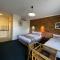 RiverPark Motel