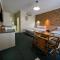 RiverPark Motel