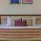 StayVista's V Square - Enjoy a pool and indoor games for a leisurely stay - Lonavala