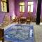 May weather Resort Family G House