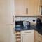 Superb Loch Side Apartment with Sea & Sunset Views - Helensburgh