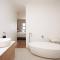 Beachfront Apartment @ Summerseas