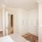 Beachfront Apartment @ Summerseas