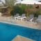 Encanto getaway - Families & couples only