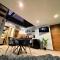 Capsule Safari - Jacuzzi - Nintendo Switch - Netflix & Home cinéma - Pouf géant - Filet suspendu