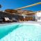 Karpimo Suites