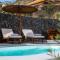 Karpimo Suites
