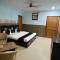 Hotel Dev Palace By WB Inn - Rishīkesh